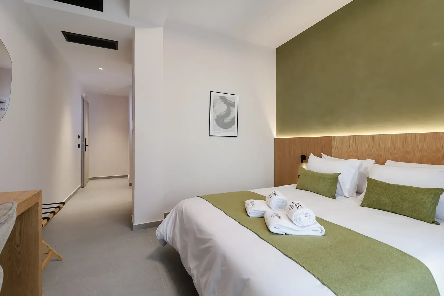 STANDARD DOUBLE ROOM WITH POOL